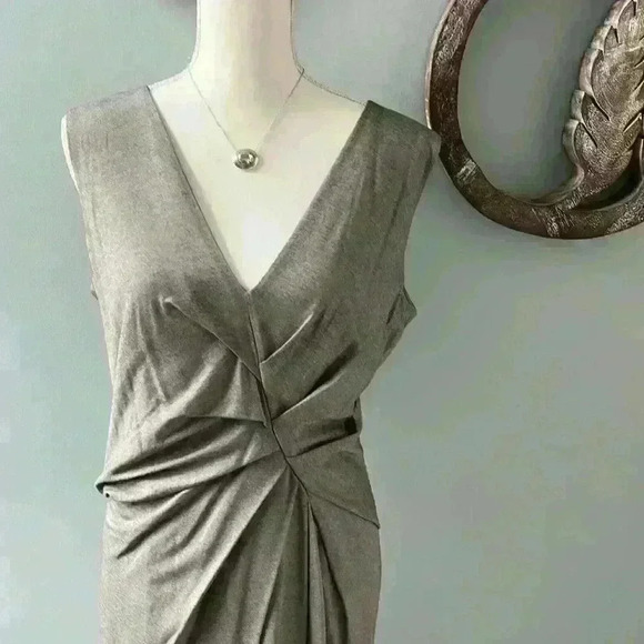 Escada size 42 ( US 12 ) Midi dress fully lined - Picture 3 of 9